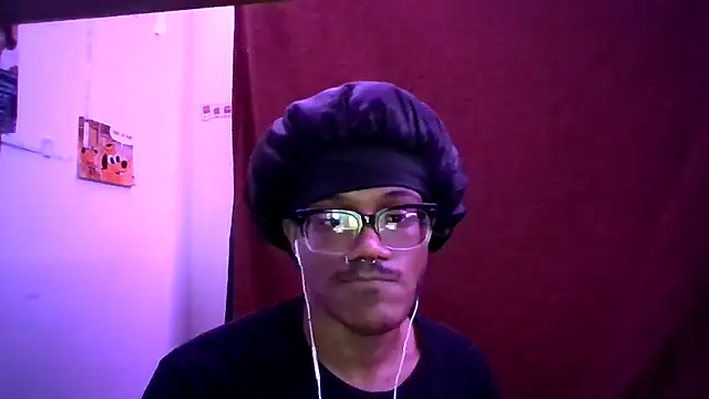Snapshot of vexahleah chatting on July 8, 6:03 am vexahleah online show from July 8, 6:03 am