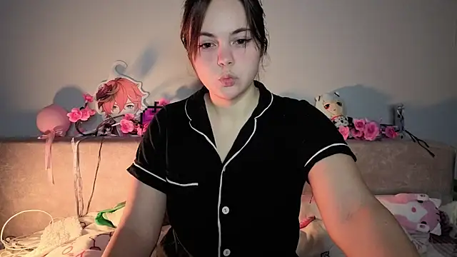  momomochi  online show from March 1, 3:56 pm