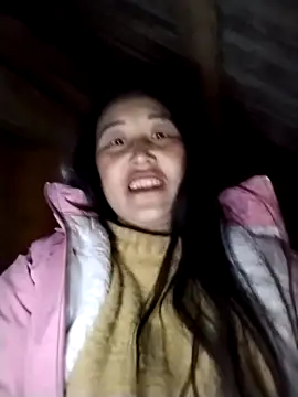 Snapshot of Tina-beo chatting on February 2, 1:59 am Tina-beo online show from February 2, 1:59 am