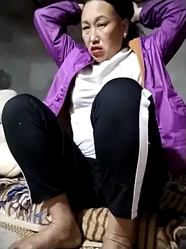 Snapshot of Tina-beo chatting on February 18, 11:50 am Tina-beo online show from February 18, 11:50 am