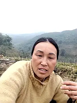 Snapshot of Tina-beo chatting on February 6, 1:34 am Tina-beo online show from February 6, 1:34 am