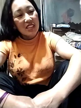 Snapshot of Tina-beo chatting on February 23, 9:48 pm Tina-beo online show from February 23, 9:48 pm