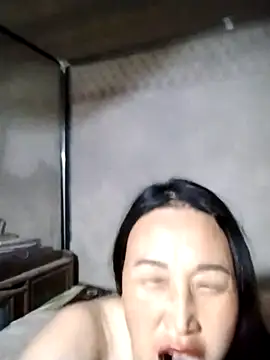 Snapshot of Tina-beo chatting on February 19, 1:30 pm Tina-beo online show from February 19, 1:30 pm