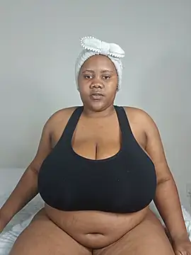 Snapshot of Suger-Boobs chatting on July 17, 10:07 pm Suger-Boobs online show from July 17, 10:07 pm
