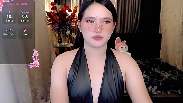 Snapshot of IsabellaXoXo69 chatting on June 17, 12:00 am IsabellaXoXo69 online show from June 17, 12:00 am