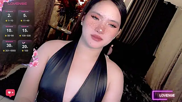 Snapshot of IsabellaXoXo69 chatting on June 19, 11:20 pm IsabellaXoXo69 online show from June 19, 11:20 pm