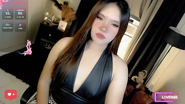 Snapshot of IsabellaXoXo69 chatting on June 28, 6:20 am IsabellaXoXo69 online show from June 28, 6:20 am