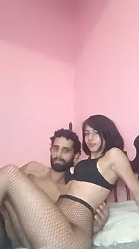 Snapshot of casal_atrevido chatting on February 12, 11:32 am casal atrevido online show from February 12, 11:32 am