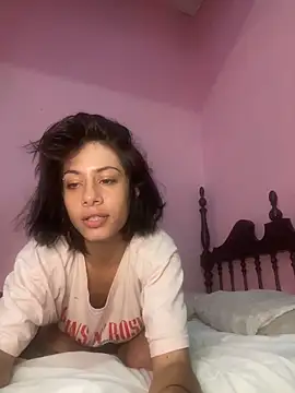 Snapshot of casal_atrevido chatting on February 11, 2:39 pm casal atrevido online show from February 11, 2:39 pm