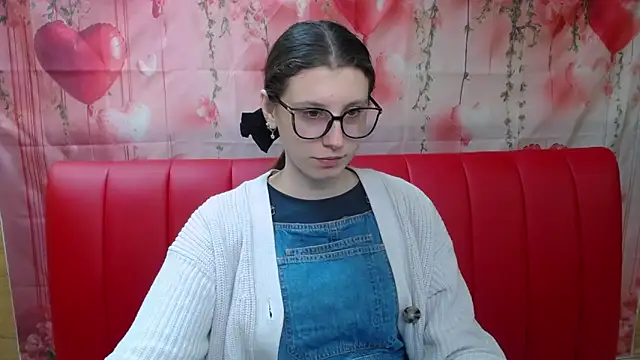 LilianaShine online show from February 21, 6:15 am