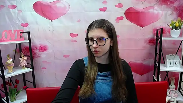 LilianaShine online show from February 16, 6:01 am