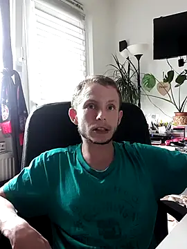 Snapshot of Jungspund25- chatting on May 31, 1:50 pm Jungspund25- online show from May 31, 1:50 pm