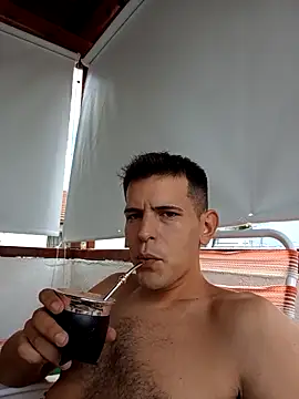 AmorSobra online show from February 16, 9:24 pm