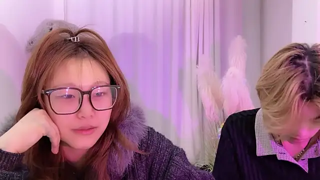 SM JIAJIA ZL online show from April 1, 4:37 pm