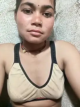 Sunali Bendre online show from March 29, 2:41 pm