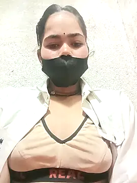 Sunali Bendre online show from April 1, 1:08 am