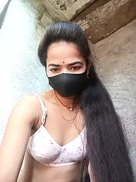 Sunali Bendre online show from March 5, 3:14 am