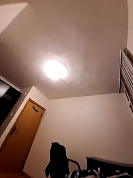 JuanPeter online show from February 8, 11:35 pm