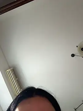 Snapshot of alibi_room chatting on July 14, 1:28 pm alibi room online show from July 14, 1:28 pm