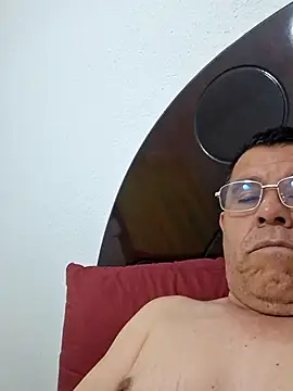 Snapshot of eros3442 chatting on July 25, 4:09 am eros3442 online show from July 25, 4:09 am
