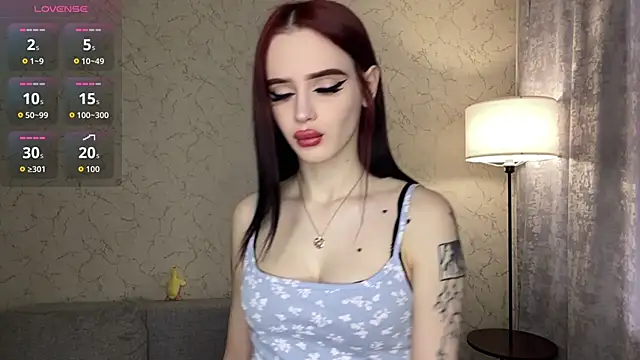 IeshaOsorio online show from February 18, 6:22 am