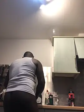 Truelove001 online show from February 6, 8:27 pm