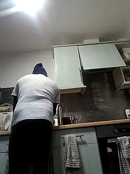 Truelove001 online show from February 2, 7:51 am