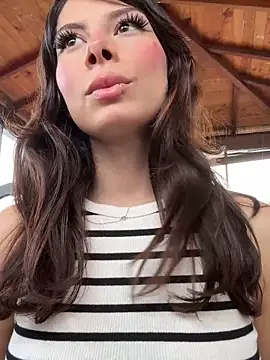 Isalove99 online show from May 28, 4:46 pm