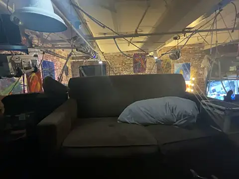 ctguybj online show from June 15, 2:34 am