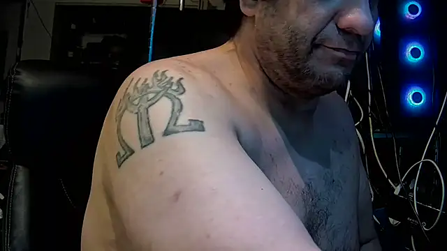 ctguybj online show from June 13, 10:13 am
