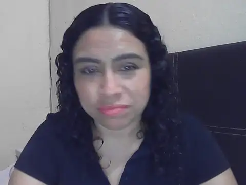 Snapshot of DalilahMx chatting on July 15, 1:12 am DalilahMx online show from July 15, 1:12 am