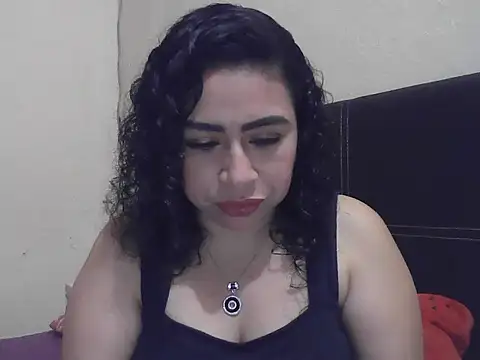 Snapshot of DalilahMx chatting on February 25, 2:50 pm DalilahMx online show from February 25, 2:50 pm