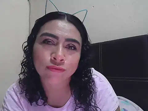 DalilahMx online show from May 6, 2:54 pm