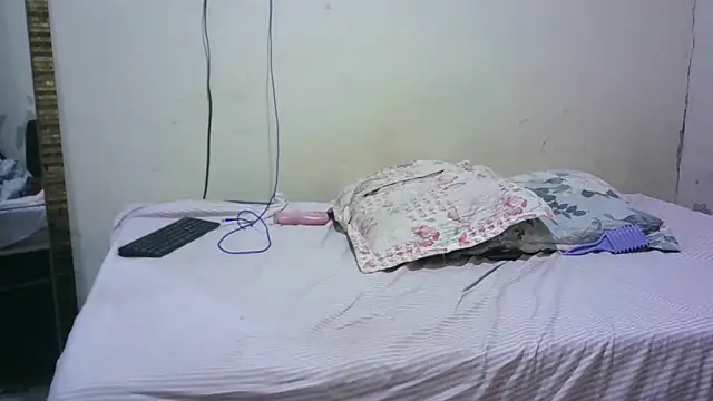 lorraine2036 online show from March 22, 5:32 am