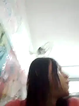 lorraine2036 online show from April 3, 11:55 pm