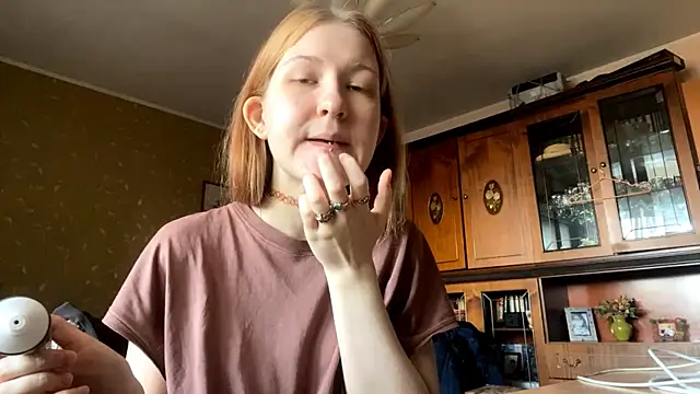 LaureenVielma online show from March 19, 7:19 am