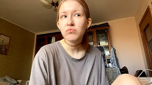 LaureenVielma online show from April 15, 8:20 am