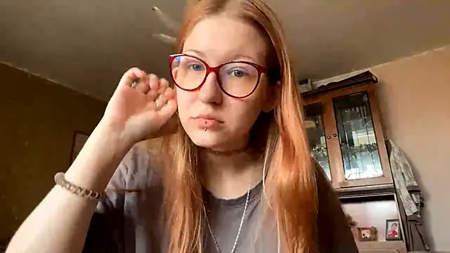 LaureenVielma online show from March 27, 8:22 am