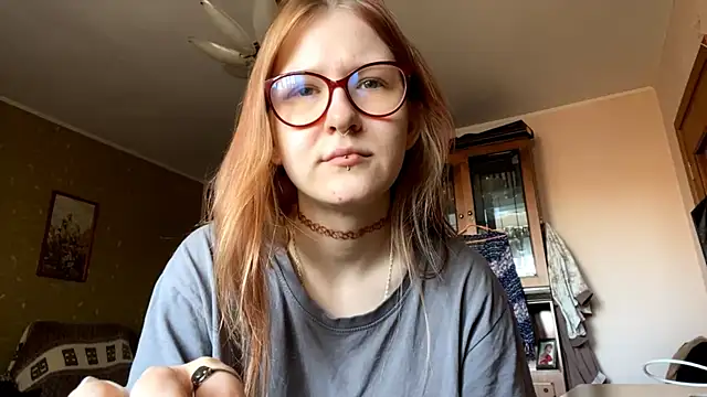 LaureenVielma online show from March 23, 7:19 am