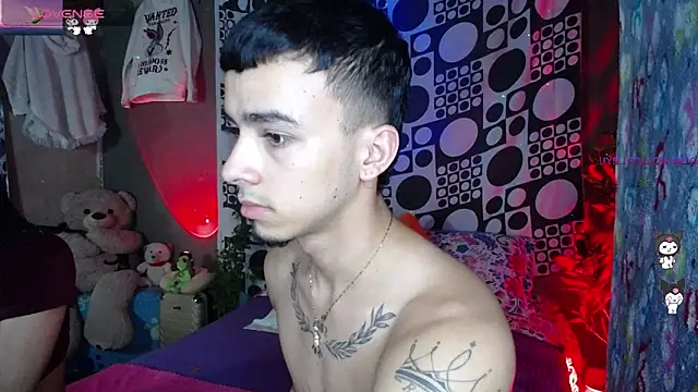 Snapshot of THE_PERFECT_COUPLE_12 chatting on February 13, 10:43 pm THE PERFECT COUPLE 12 online show from February 13, 10:43 pm