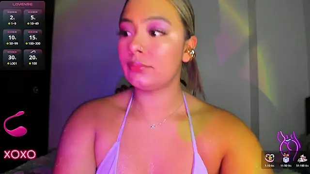 Snapshot of Kylievoos chatting on February 5, 12:28 am Kylievoos online show from February 5, 12:28 am