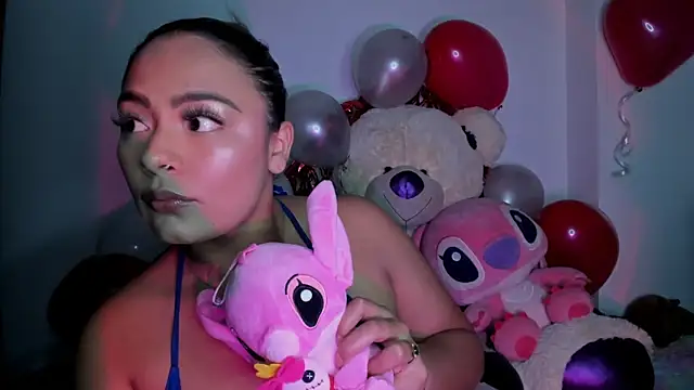 Snapshot of Kylievoos chatting on February 15, 11:25 pm Kylievoos online show from February 15, 11:25 pm