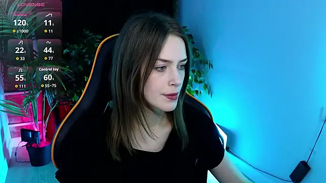 Snapshot of Accidental_Genius_ chatting on February 25, 3:34 pm Accidental Genius online show from February 25, 3:34 pm