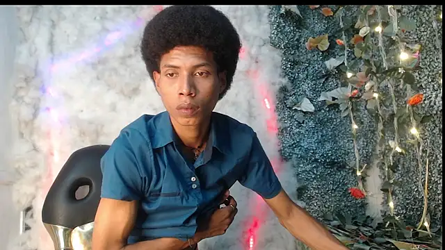 Walkers05 online show from March 24, 6:19 pm