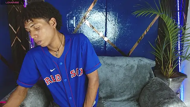 Walkers05 online show from April 13, 6:45 pm