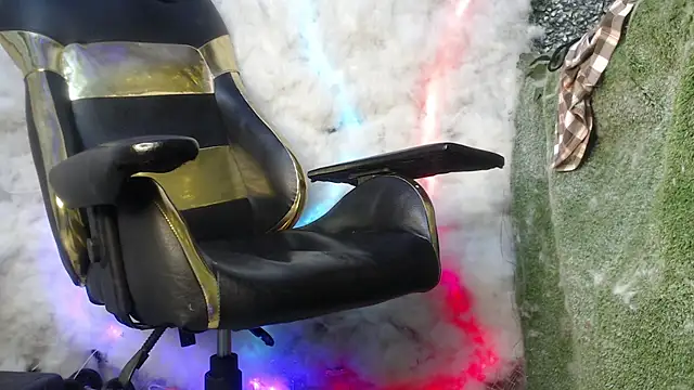 Walkers05 online show from March 20, 6:14 am