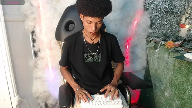 Walkers05 online show from March 23, 5:57 pm