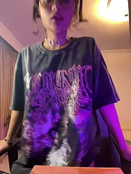 Snapshot of Miamhua-Cat- chatting on February 12, 6:24 am Miamhua-Cat- online show from February 12, 6:24 am