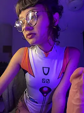 Snapshot of Miamhua-Cat- chatting on February 5, 5:36 am Miamhua-Cat- online show from February 5, 5:36 am