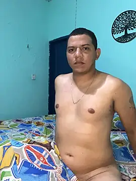 Snapshot of Loaisn chatting on February 4, 1:11 am Loaisn online show from February 4, 1:11 am